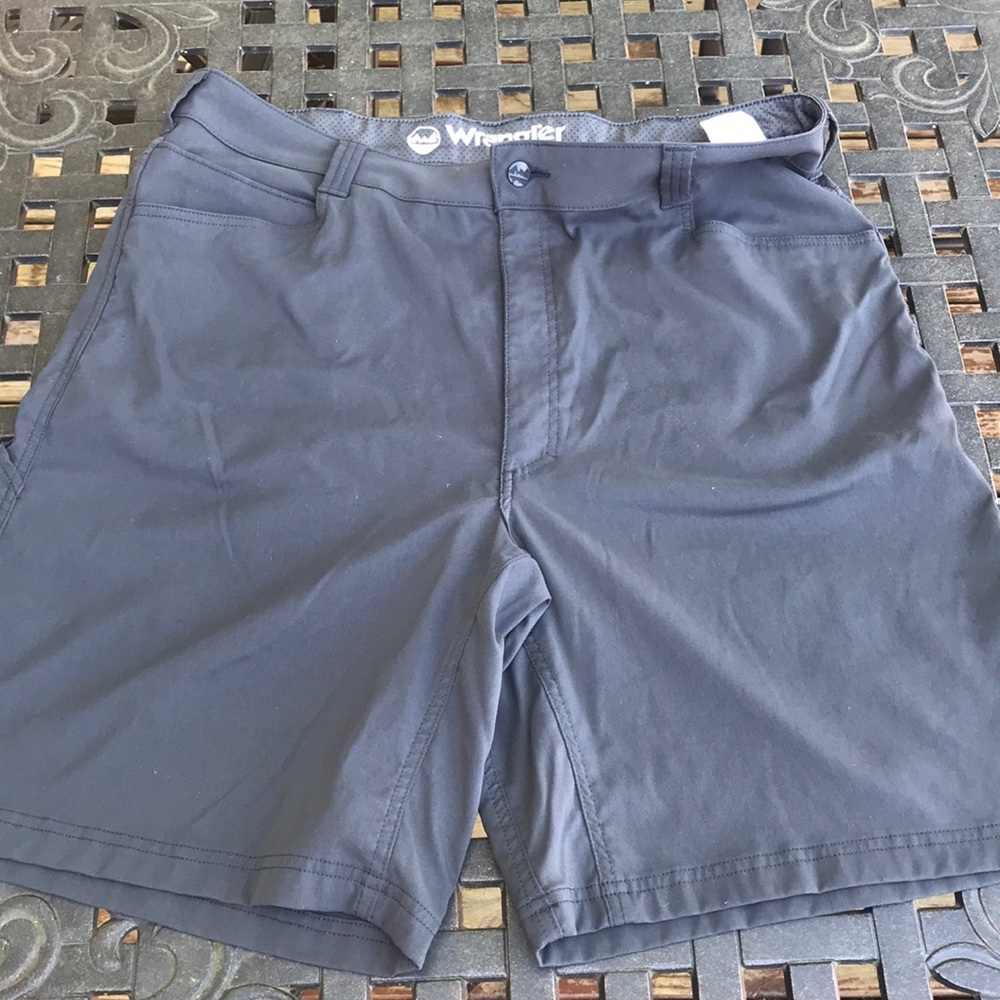 Wrangler Outdoor Series Men’s Shorts - Gray 40” w